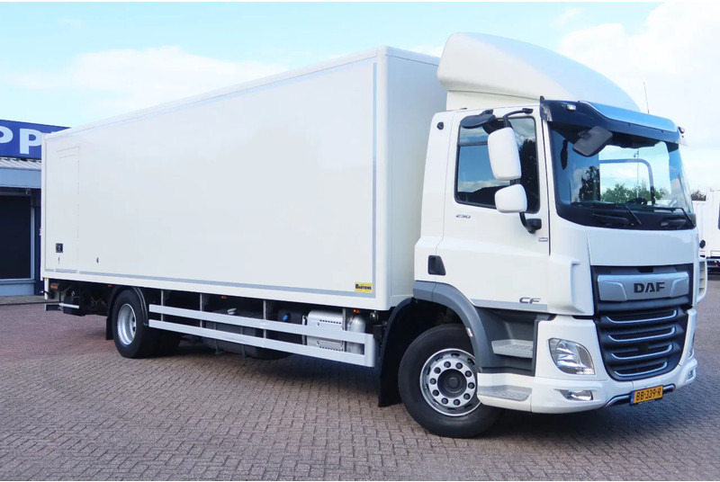 DAF CF 290 FA Bak + klep Dhollandia 2000 kg - Caminhão furgão: foto 2 DAF CF 290 FA Bak + klep Dhollandia 2000 kg - Caminhão furgão: foto 2