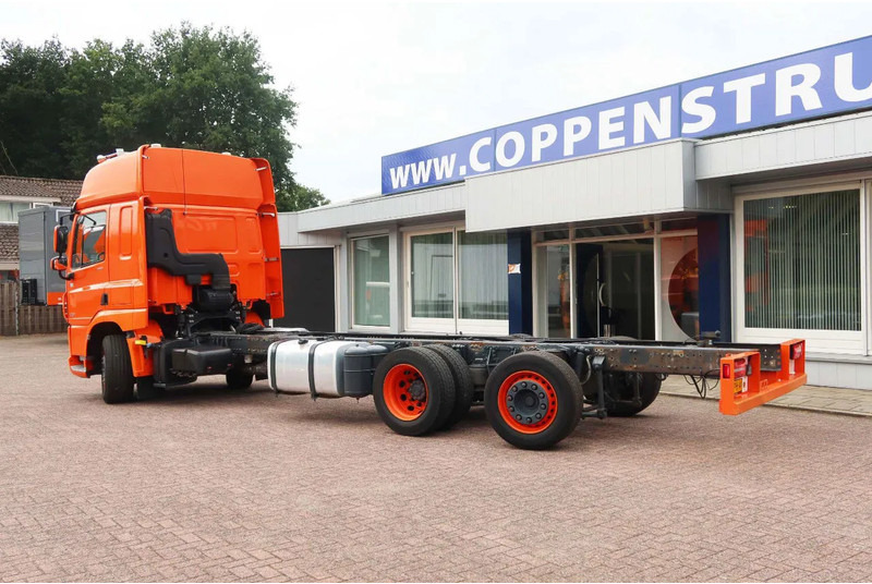 DAF CF 450 Chassis Cabine Slaap Cabine 2x Bed - Caminhão chassi: foto 3 DAF CF 450 Chassis Cabine Slaap Cabine 2x Bed - Caminhão chassi: foto 3