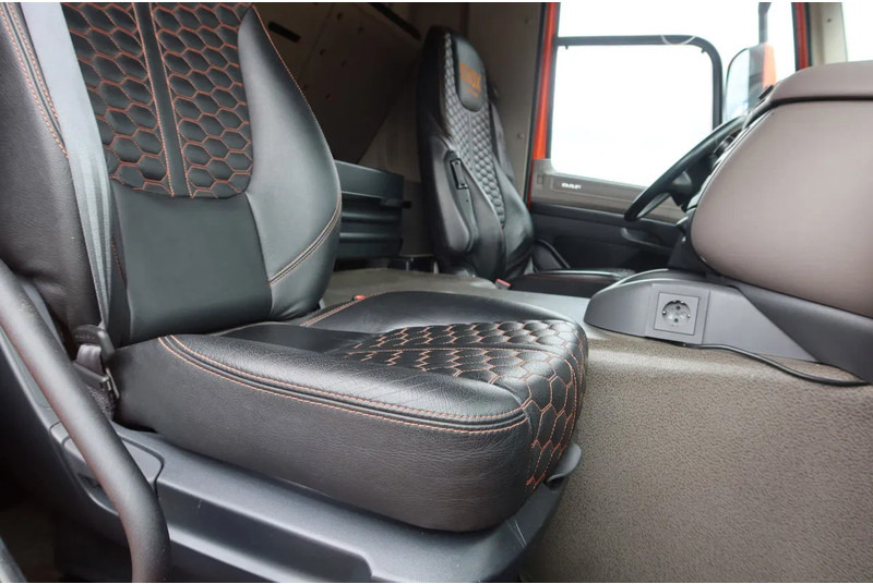 DAF CF 450 Chassis Cabine Slaap Cabine 2x Bed - Caminhão chassi: foto 5 DAF CF 450 Chassis Cabine Slaap Cabine 2x Bed - Caminhão chassi: foto 5