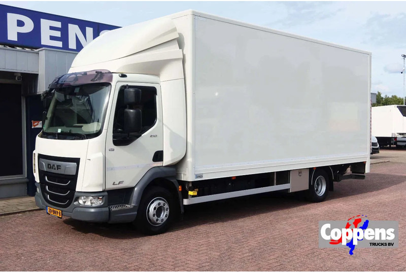 DAF LF 210 Bakwagen+ Dhollandia 1500 kg - Caminhão furgão: foto 1 DAF LF 210 Bakwagen+ Dhollandia 1500 kg - Caminhão furgão: foto 1