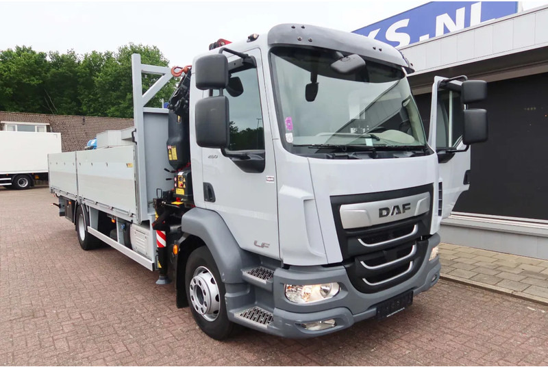 DAF LF 260 Open+Kraan Fassi F 85 V 023+Radio controle - Caminhão grua: foto 2 DAF LF 260 Open+Kraan Fassi F 85 V 023+Radio controle - Caminhão grua: foto 2