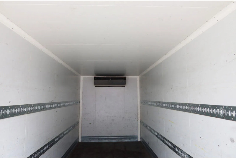 DAF LF 290 Koel/Vries+Klep 1500 kg Thermoking T 600R - Caminhão frigorífico: foto 4 DAF LF 290 Koel/Vries+Klep 1500 kg Thermoking T 600R - Caminhão frigorífico: foto 4