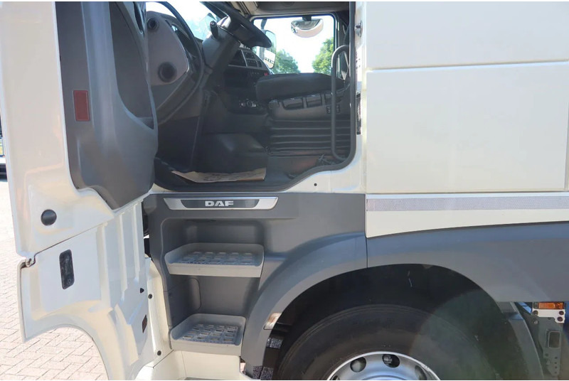 DAF XF 106.450 Wissellaadbaksysteem / Chassis - Caminhão transportador de contêineres/ Caixa móvel: foto 5 DAF XF 106.450 Wissellaadbaksysteem / Chassis - Caminhão transportador de contêineres/ Caixa móvel: foto 5