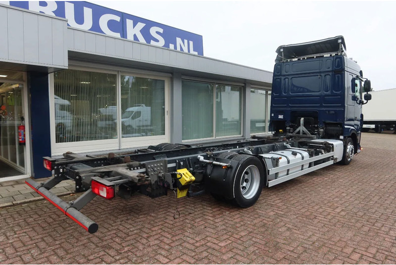 DAF XF 430 430 FA 4x2 BDF/Chassiscabine Wisselbare opbouw - Caminhão chassi: foto 3 DAF XF 430 430 FA 4x2 BDF/Chassiscabine Wisselbare opbouw - Caminhão chassi: foto 3