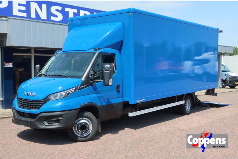 Iveco 72 C 18 Automaat + klep - Caminhão furgão: foto 1 Iveco 72 C 18 Automaat + klep - Caminhão furgão: foto 1