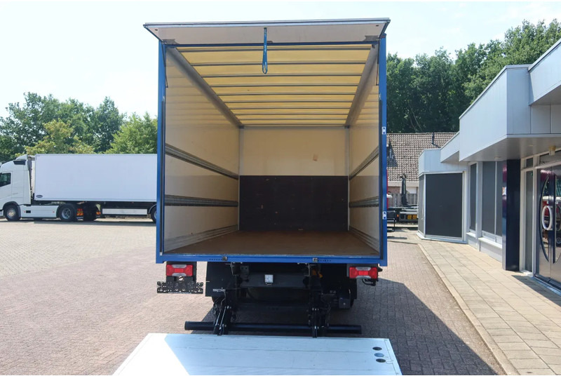 Iveco 72 C 18 Automaat + klep - Caminhão furgão: foto 4 Iveco 72 C 18 Automaat + klep - Caminhão furgão: foto 4