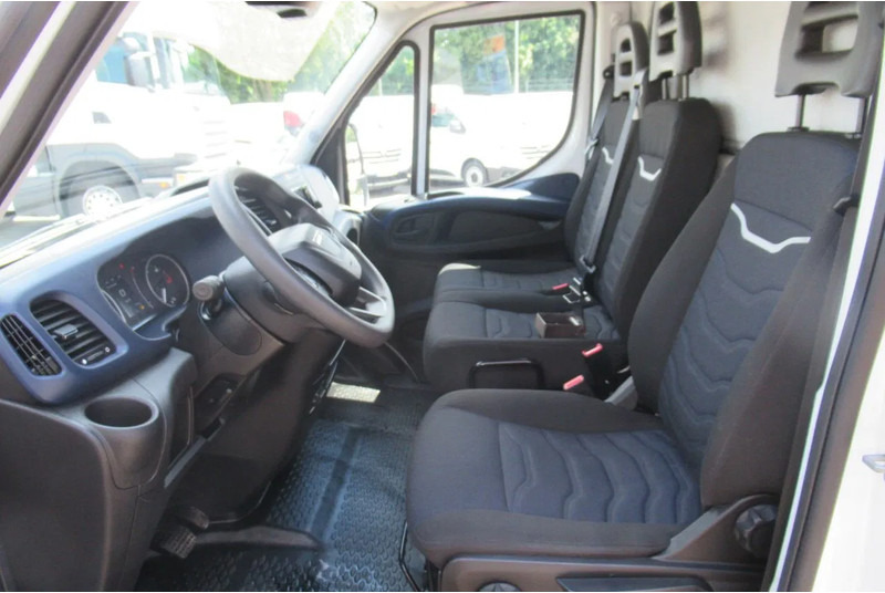 Iveco Daily 35C16 Bak+Klep Automaat - Carrinha de contentor: foto 5 Iveco Daily 35C16 Bak+Klep Automaat - Carrinha de contentor: foto 5