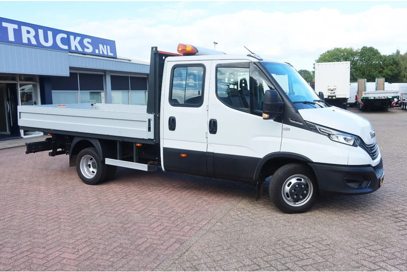 Iveco Daily 35C16 HI Matic Dubbele cabine open 7 persoons uitvoering. Dubbel lucht achter as. 3.0 L motor - Furgão caixa aberta, Carrinha cabine dupla: foto 2 Iveco Daily 35C16 HI Matic Dubbele cabine open 7 persoons uitvoering. Dubbel lucht achter as. 3.0 L motor - Furgão caixa aberta, Carrinha cabine dupla: foto 2
