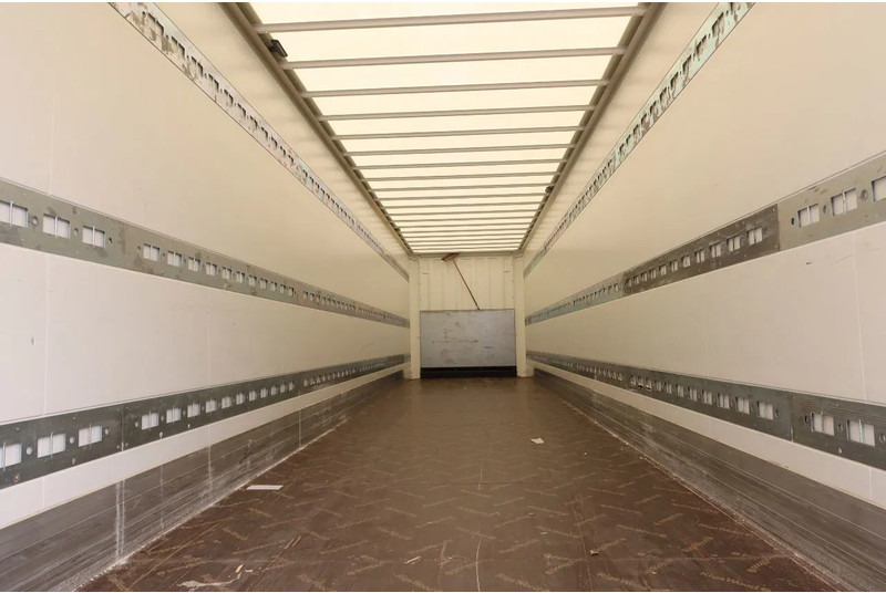 Krone 2 Asser Gesloten Trailer Lift As - Semireboque furgão: foto 4 Krone 2 Asser Gesloten Trailer Lift As - Semireboque furgão: foto 4