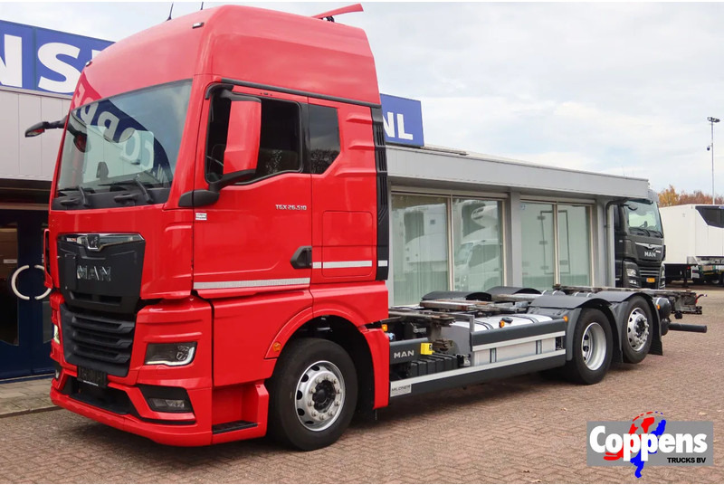MAN TGX 26.510 GX 6X2 intarder - Caminhão transportador de contêineres/ Caixa móvel: foto 1 MAN TGX 26.510 GX 6X2 intarder - Caminhão transportador de contêineres/ Caixa móvel: foto 1