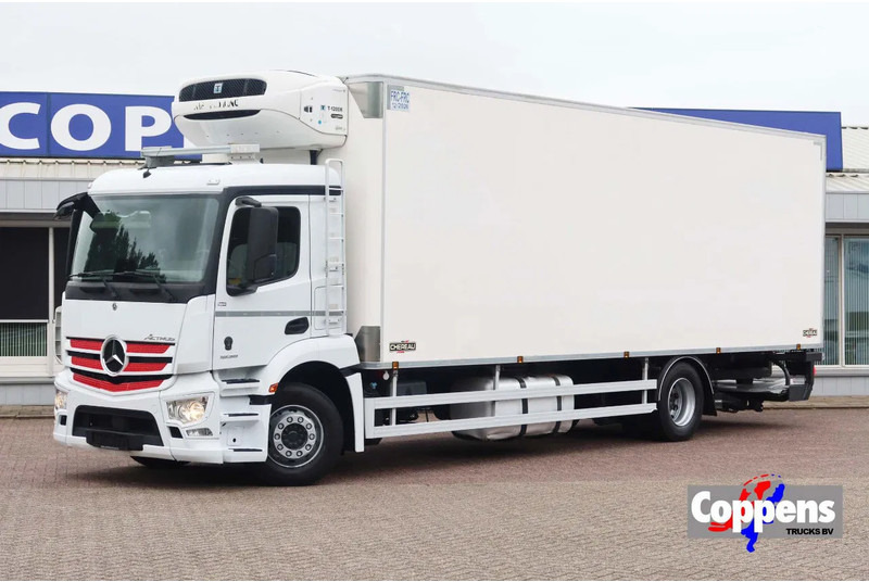 Mercedes-Benz Actros 1936 1936 L Koel/Vries+Klep Bi-Temp Thermoking T 1200R - Caminhão frigorífico: foto 1 Mercedes-Benz Actros 1936 1936 L Koel/Vries+Klep Bi-Temp Thermoking T 1200R - Caminhão frigorífico: foto 1