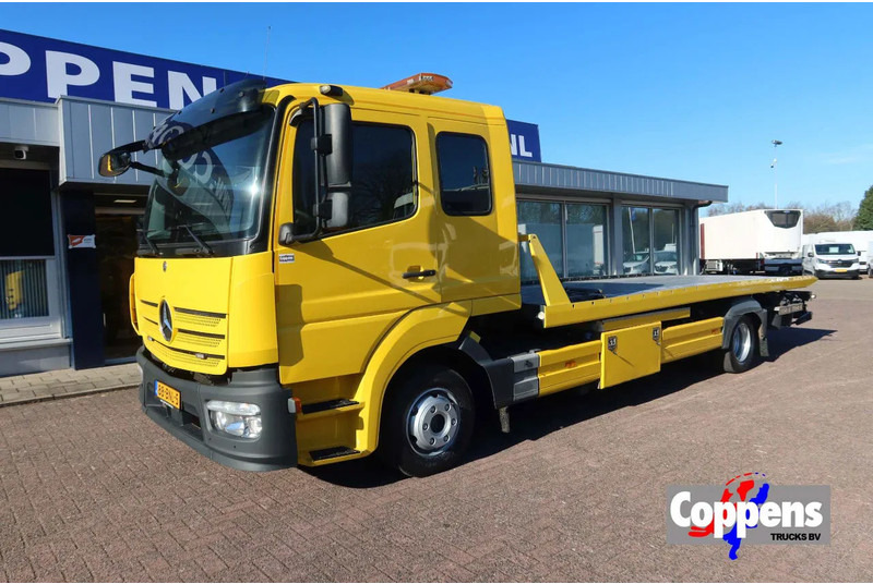 Mercedes-Benz Atego 1221 1221 L Takel wagen 6 Persoons - Caminhão reboque: foto 1 Mercedes-Benz Atego 1221 1221 L Takel wagen 6 Persoons - Caminhão reboque: foto 1