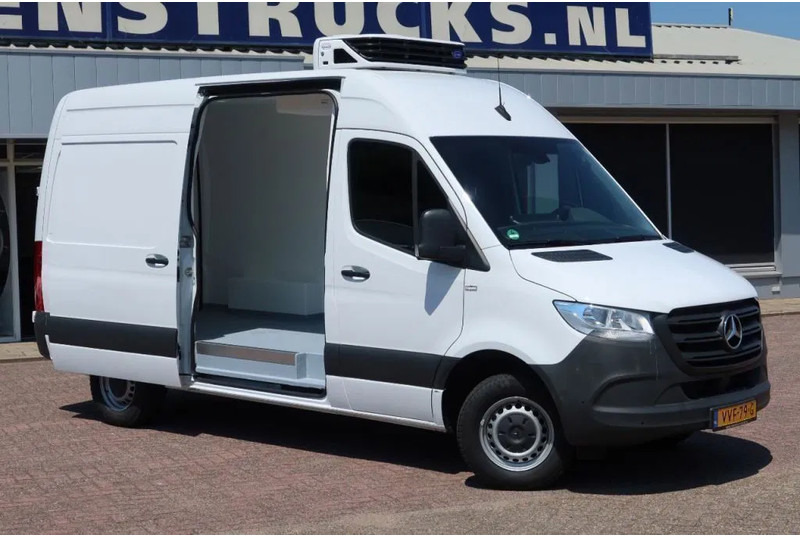 Mercedes-Benz Sprinter 315 CDI Koel/Vries/Verwarmen Carrier Xarios 350 + 220 volt nachtaansluiting - Carrinha frigorífica: foto 2 Mercedes-Benz Sprinter 315 CDI Koel/Vries/Verwarmen Carrier Xarios 350 + 220 volt nachtaansluiting - Carrinha frigorífica: foto 2