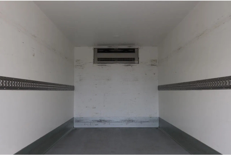 Mercedes-Benz Sprinter 519 CDI B.E. Koel Combi + Laadklep 1000kg Met Stekker 220 Volt - Carrinha frigorífica: foto 4 Mercedes-Benz Sprinter 519 CDI B.E. Koel Combi + Laadklep 1000kg Met Stekker 220 Volt - Carrinha frigorífica: foto 4