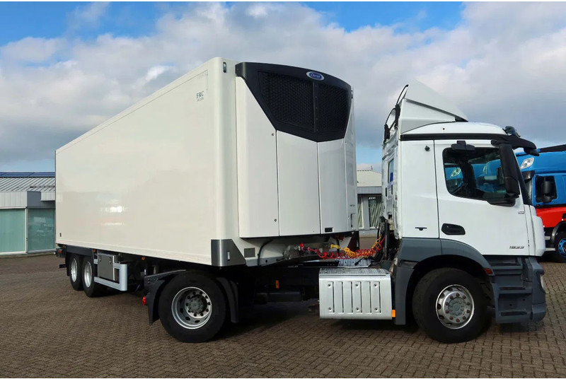 Sor IBERICA City trailer Koel/Vries+ klep 2500kg Bi-temp Carrier Vektor 19 MT - Semireboque frigorífico: foto 2 Sor IBERICA City trailer Koel/Vries+ klep 2500kg Bi-temp Carrier Vektor 19 MT - Semireboque frigorífico: foto 2