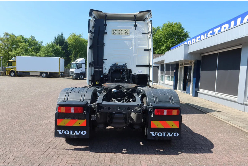 Volvo FH 460 Voith Retarder Standklima, Iparkcool - Tractor: foto 3 Volvo FH 460 Voith Retarder Standklima, Iparkcool - Tractor: foto 3