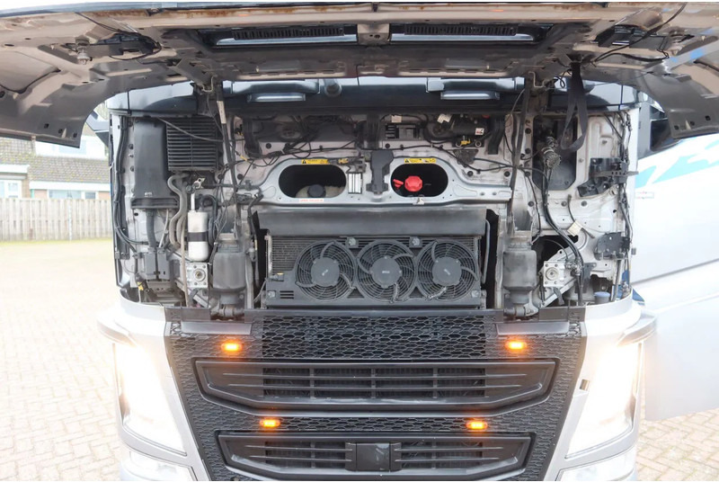 Volvo FH 540 XL Full air, Dual clutch, dynamic steering. - Tractor: foto 3 Volvo FH 540 XL Full air, Dual clutch, dynamic steering. - Tractor: foto 3
