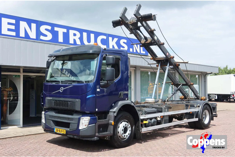 Volvo FE 280 Container / Kabelsysteem H.T.S Kabel, 15 ton, 575 cm 6 Cilinder - Caminhão com sistema de cabo: foto 1 Volvo FE 280 Container / Kabelsysteem H.T.S Kabel, 15 ton, 575 cm 6 Cilinder - Caminhão com sistema de cabo: foto 1