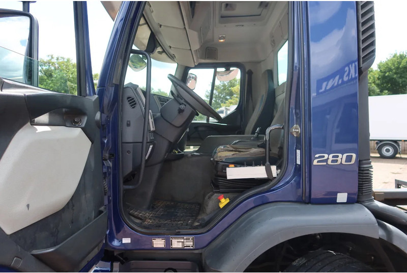 Volvo FE 280 Container / Kabelsysteem H.T.S Kabel, 15 ton, 575 cm 6 Cilinder - Caminhão com sistema de cabo: foto 4 Volvo FE 280 Container / Kabelsysteem H.T.S Kabel, 15 ton, 575 cm 6 Cilinder - Caminhão com sistema de cabo: foto 4
