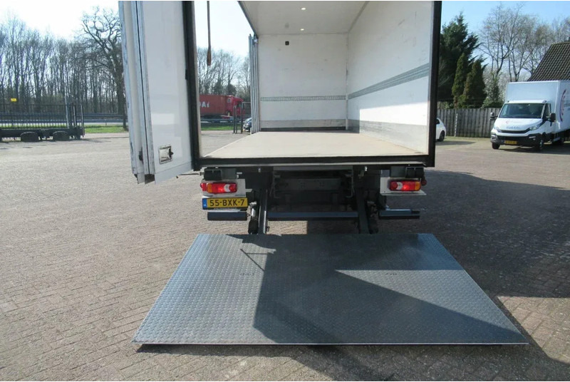 Volvo FL 250 Bakwagen + 6 deuren + Laadklep 2000 kg - Caminhão furgão: foto 4 Volvo FL 250 Bakwagen + 6 deuren + Laadklep 2000 kg - Caminhão furgão: foto 4
