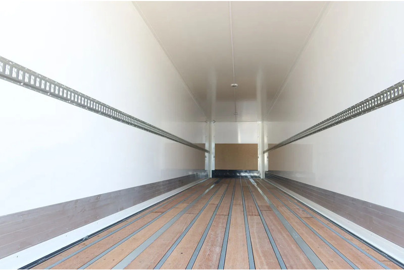 Wielton 3 Asser. Gesloten met Dhollandia klep 2500 kg Lift as - Semireboque furgão: foto 4 Wielton 3 Asser. Gesloten met Dhollandia klep 2500 kg Lift as - Semireboque furgão: foto 4