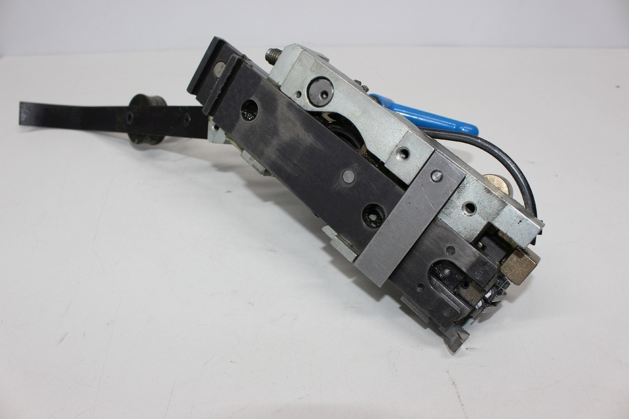 Müller Martini HK 75 0881.8101 - Equipamento industrial: foto 4 Müller Martini HK 75 0881.8101 - Equipamento industrial: foto 4