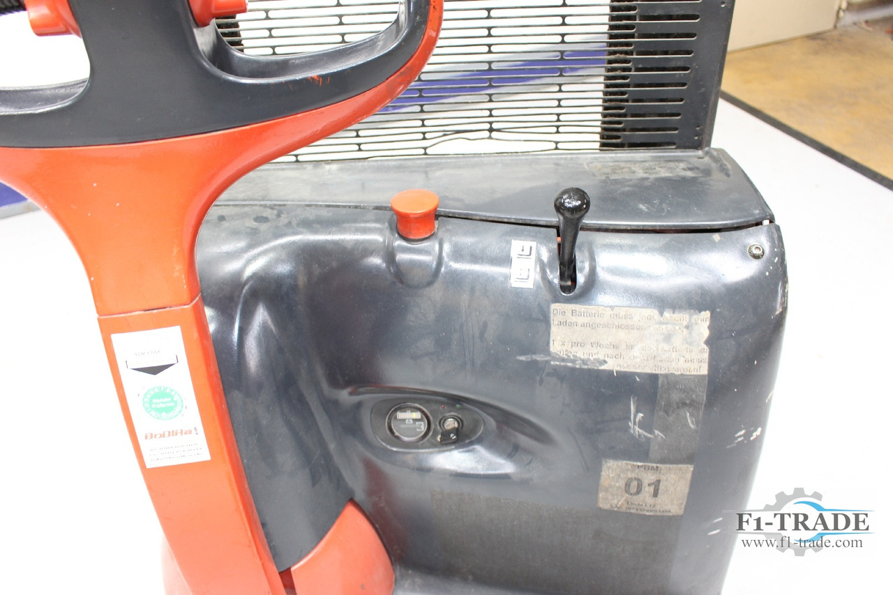 Linde L 12 - Stacker: foto 3 Linde L 12 - Stacker: foto 3