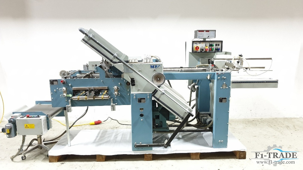 MBO T45-4-KB - Máquina de dobrar papel: foto 1 MBO T45-4-KB - Máquina de dobrar papel: foto 1