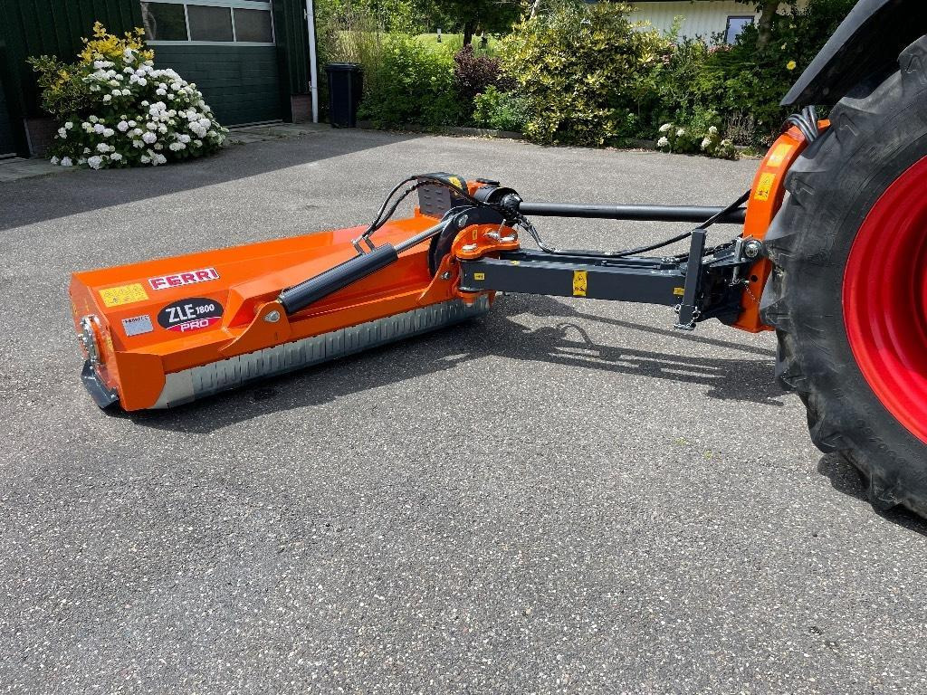 Ferri ZLE 1800 PRO verstek klepelmaaier (bj 2022) - Triturador de martelos: foto 1 Ferri ZLE 1800 PRO verstek klepelmaaier (bj 2022) - Triturador de martelos: foto 1
