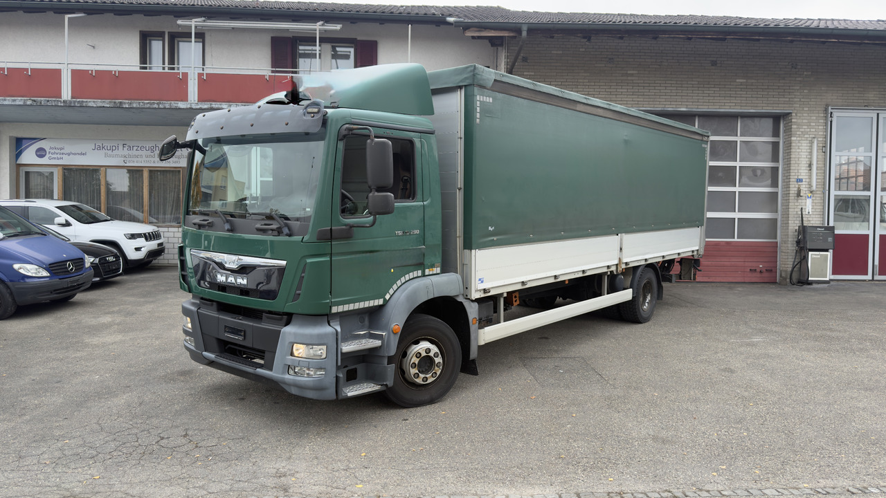 MAN TGM 15.290 - Caminhão furgão: foto 1 MAN TGM 15.290 - Caminhão furgão: foto 1