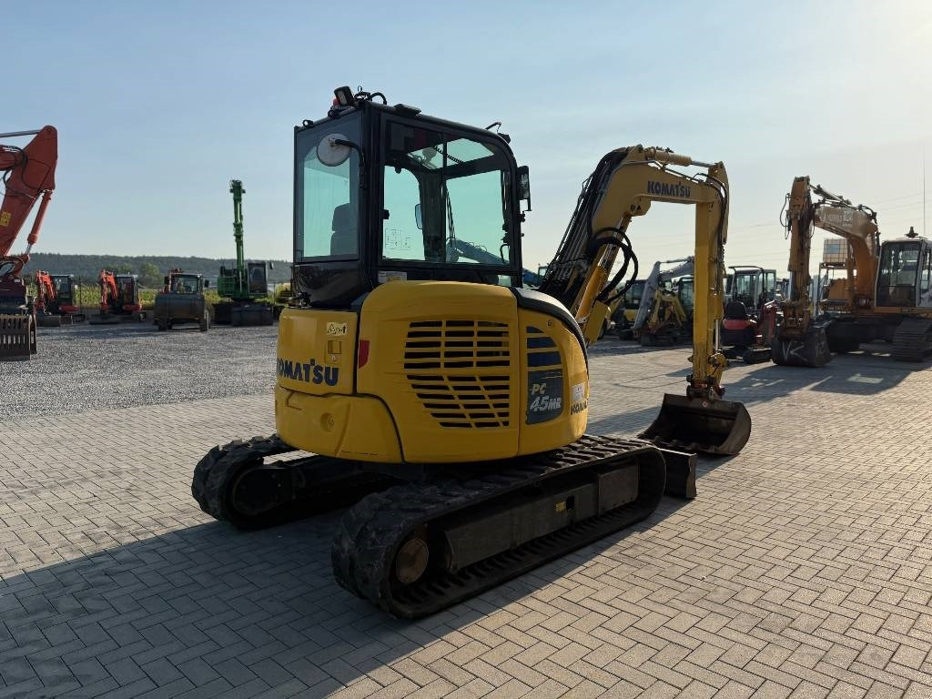 Komatsu PC 45 MR-5 - Mini escavadeira: foto 5 Komatsu PC 45 MR-5 - Mini escavadeira: foto 5