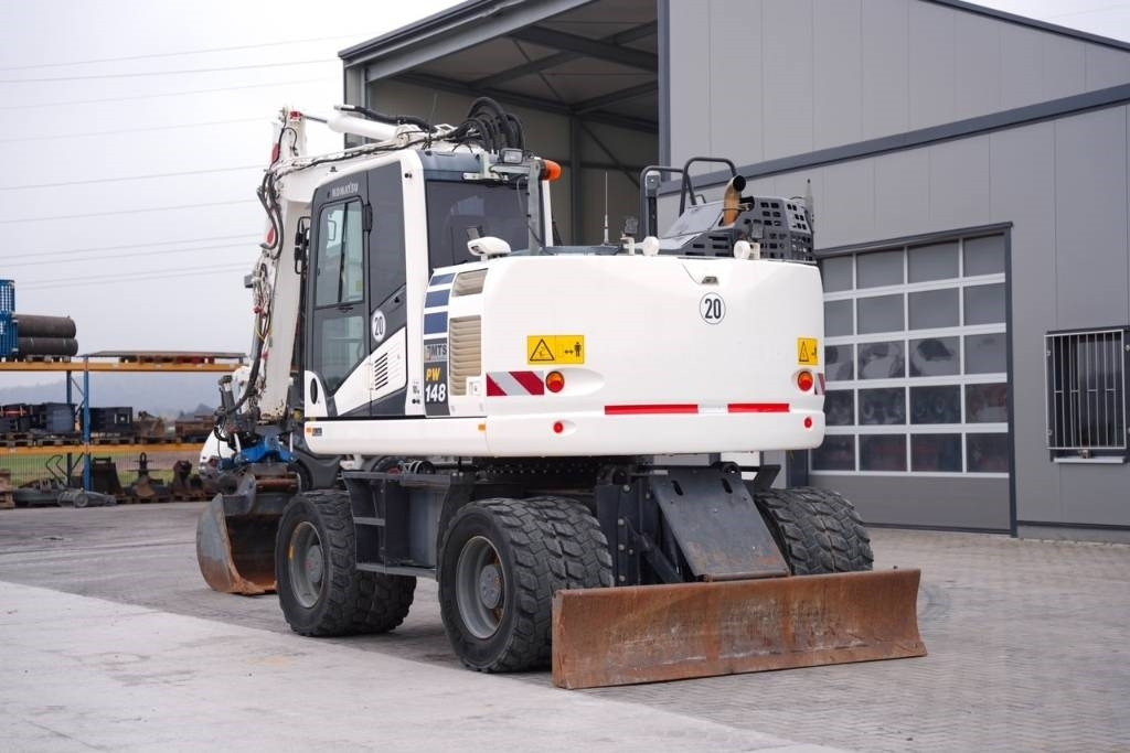 Komatsu PW 148-11 - Escavadeira de rodas: foto 3 Komatsu PW 148-11 - Escavadeira de rodas: foto 3