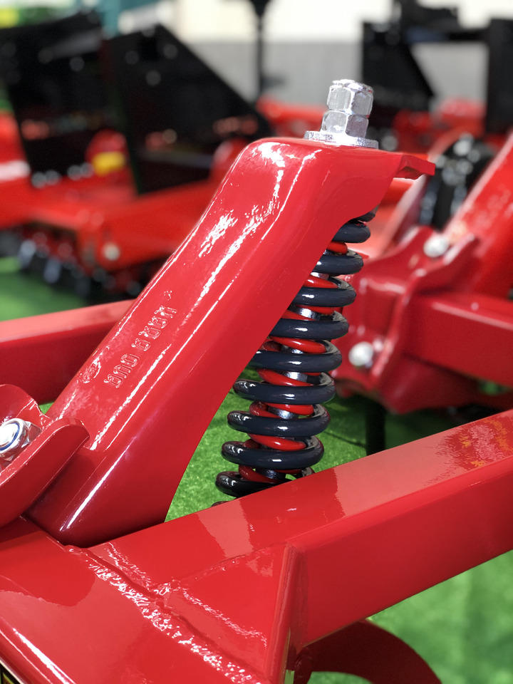 SOIL MASTER _BEST SERIES SPRING LOADED CULTIVATOR - Cultivador: foto 3 SOIL MASTER _BEST SERIES SPRING LOADED CULTIVATOR - Cultivador: foto 3