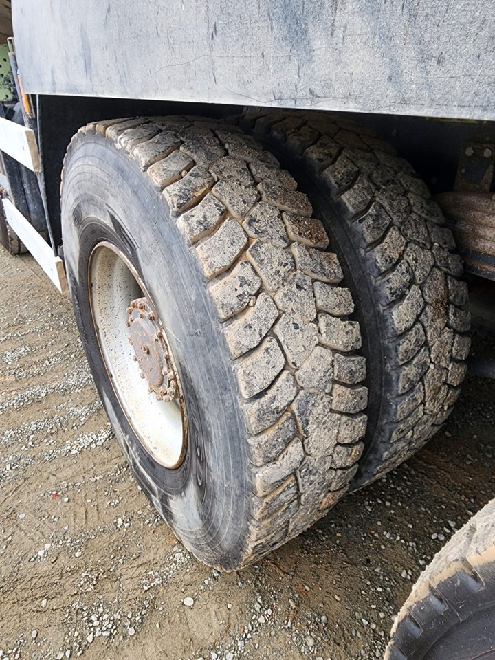 DAF 85.410 8×4 - Caminhão basculante: foto 4 DAF 85.410 8×4 - Caminhão basculante: foto 4