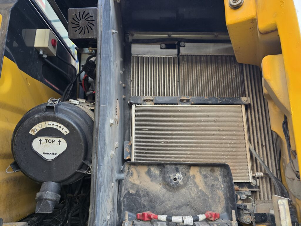 Escavadeira de rodas KOMATSU PW148-11: foto 7