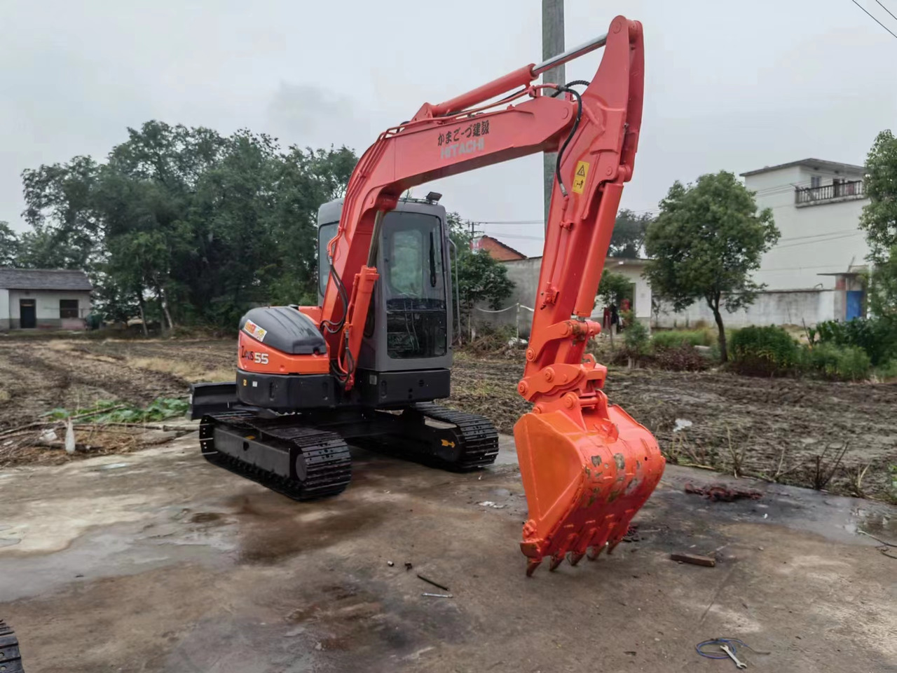 HITACHI ZX55 - Mini escavadeira: foto 1 HITACHI ZX55 - Mini escavadeira: foto 1