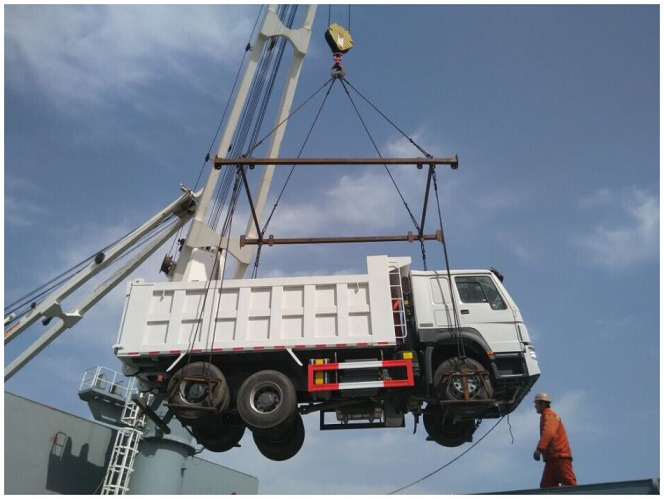 HOWO 6X4 WATER TANK TRUCK HIGH QUALITY 290HP/336HP / 371HP Tipper - Caminhão tanque: foto 3 HOWO 6X4 WATER TANK TRUCK HIGH QUALITY 290HP/336HP / 371HP Tipper - Caminhão tanque: foto 3