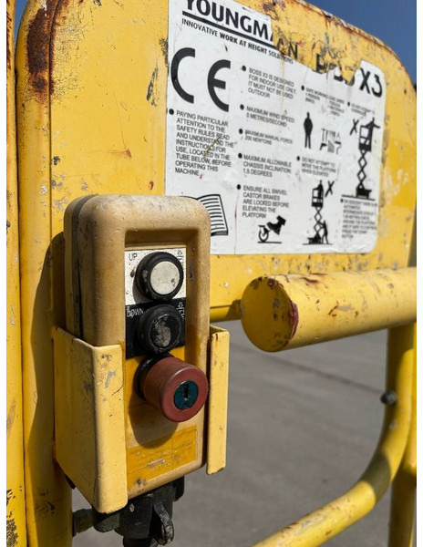 Plataforma de Tijera/ Plataforma de tesoura Boss 4,55m Arbeitsbühne Personenlift, BJ 2009: foto 6