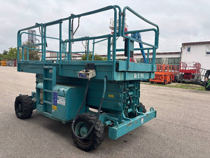 Haulotte H 12 SDX 12m Diesel Scherenarbeitsbühne - Plataforma de Tijera/ Plataforma de tesoura: foto 4 Haulotte H 12 SDX 12m Diesel Scherenarbeitsbühne - Plataforma de Tijera/ Plataforma de tesoura: foto 4