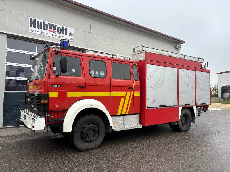 Carro de bombeiro Iveco Magirus LF 24/4 Feuerwehr LKW 4x4, Winde, Pumpe: foto 1