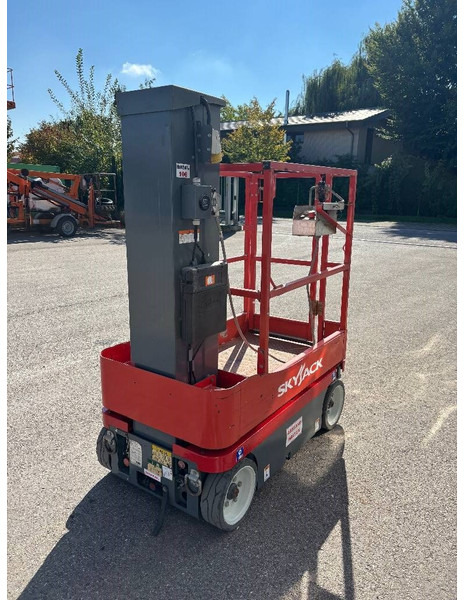 Skyjack SJ 16 6,75m Elektro Mastarbeitsbühne - Plataforma de mastro vertical: foto 4 Skyjack SJ 16 6,75m Elektro Mastarbeitsbühne - Plataforma de mastro vertical: foto 4