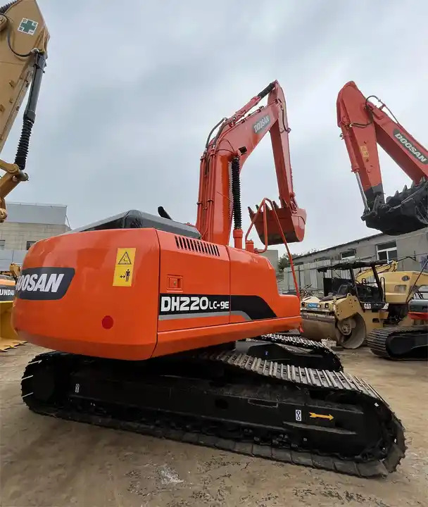 90% new used 22t Doosan DH220LC-9E DH220-9 DH220-9E DH220LC-9 crawler excavator - Escavadora de rastos: foto 2 90% new used 22t Doosan DH220LC-9E DH220-9 DH220-9E DH220LC-9 crawler excavator - Escavadora de rastos: foto 2