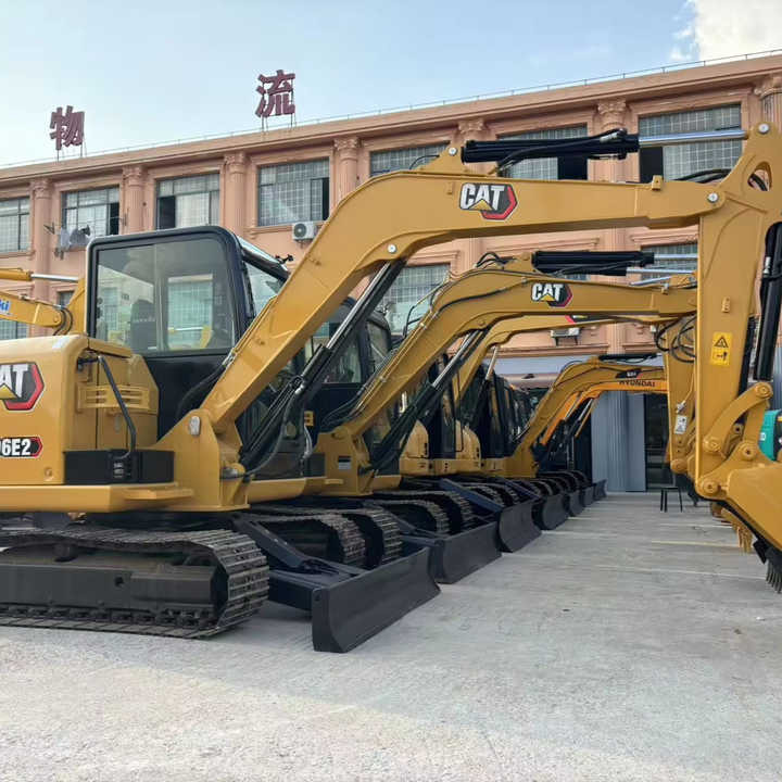 CAT 306E Used Excavator Latest Model 6tons 95% New Original with EPA CE Excavator Cat 306 mini digger excavator - Escavadeira: foto 1 CAT 306E Used Excavator Latest Model 6tons 95% New Original with EPA CE Excavator Cat 306 mini digger excavator - Escavadeira: foto 1