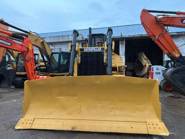 Cheap Caterpillar Bulldozer Cat D8R Second Hand Bulldozer With Rippers On Sale In Shanghai - Buldôzer: foto 5 Cheap Caterpillar Bulldozer Cat D8R Second Hand Bulldozer With Rippers On Sale In Shanghai - Buldôzer: foto 5