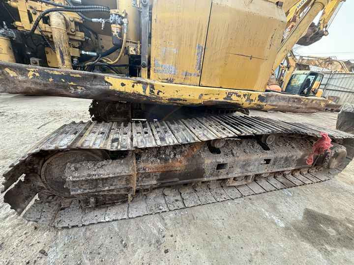 Good Condition Second Hand Caterpillar 325bl Excavator Used Cat 325b 325bl - Escavadora de rastos: foto 4 Good Condition Second Hand Caterpillar 325bl Excavator Used Cat 325b 325bl - Escavadora de rastos: foto 4