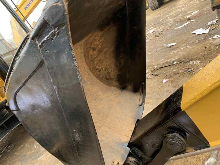Good Condition Second Hand Caterpillar 325bl Excavator Used Cat 325b 325bl with good condition - Escavadora de rastos: foto 3 Good Condition Second Hand Caterpillar 325bl Excavator Used Cat 325b 325bl with good condition - Escavadora de rastos: foto 3