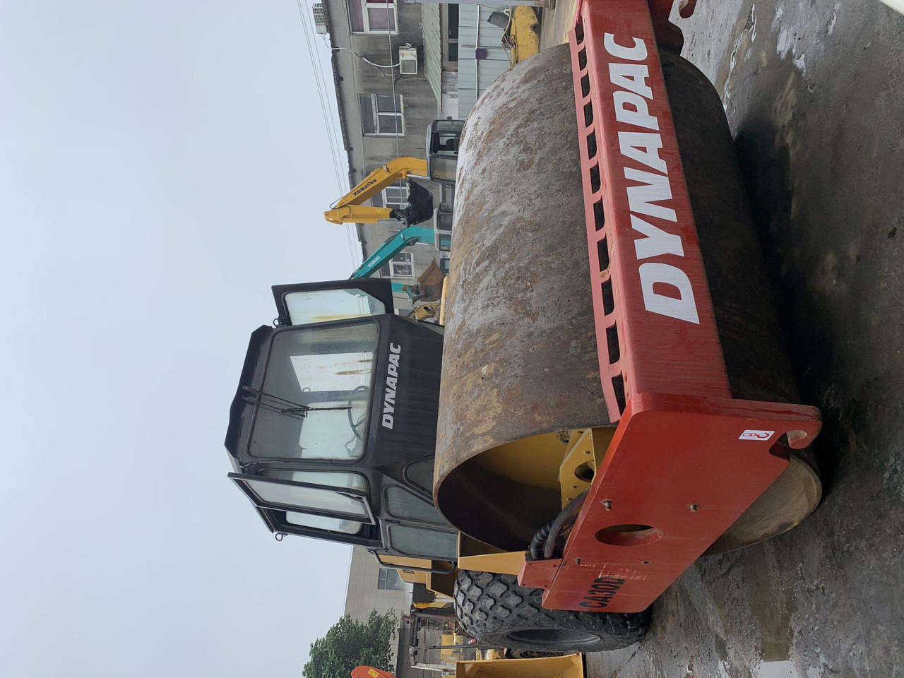 Good Quality Road Roller Surprise Price Second Hand Vibratory Compactor Original Sweden Used Road Roller Dynapac Ca30d - Compactador de asfalto: foto 2 Good Quality Road Roller Surprise Price Second Hand Vibratory Compactor Original Sweden Used Road Roller Dynapac Ca30d - Compactador de asfalto: foto 2