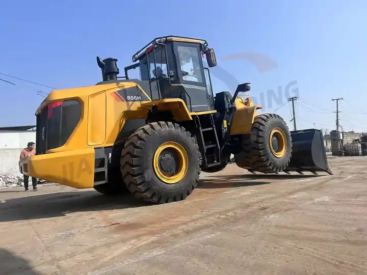 Good performance liugong Loading machinery Sesond hand LG856 LG860H 5 ton Wheel loader Quality assurance in stock - Carregadeira de rodas: foto 5 Good performance liugong Loading machinery Sesond hand LG856 LG860H 5 ton Wheel loader Quality assurance in stock - Carregadeira de rodas: foto 5
