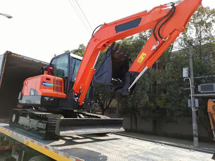 High Quality 6t Mini Excavator,Small Excavating Machine Korea Doosan Used Excavators Doosan Dx60 For Sale - Escavadora de rastos: foto 3 High Quality 6t Mini Excavator,Small Excavating Machine Korea Doosan Used Excavators Doosan Dx60 For Sale - Escavadora de rastos: foto 3