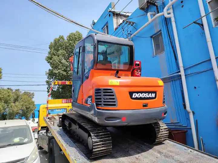 High Quality 6t Mini Excavator,Small Excavating Machine Korea Doosan Used Excavators Doosan Dx60 For Sale - Escavadora de rastos: foto 5 High Quality 6t Mini Excavator,Small Excavating Machine Korea Doosan Used Excavators Doosan Dx60 For Sale - Escavadora de rastos: foto 5